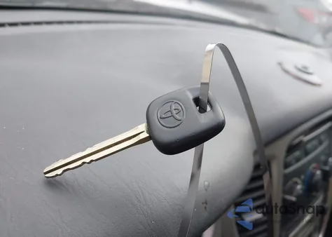 2005 Toyota Highlander V6 из США, поврежденный, VIN JTEEP21A850088433